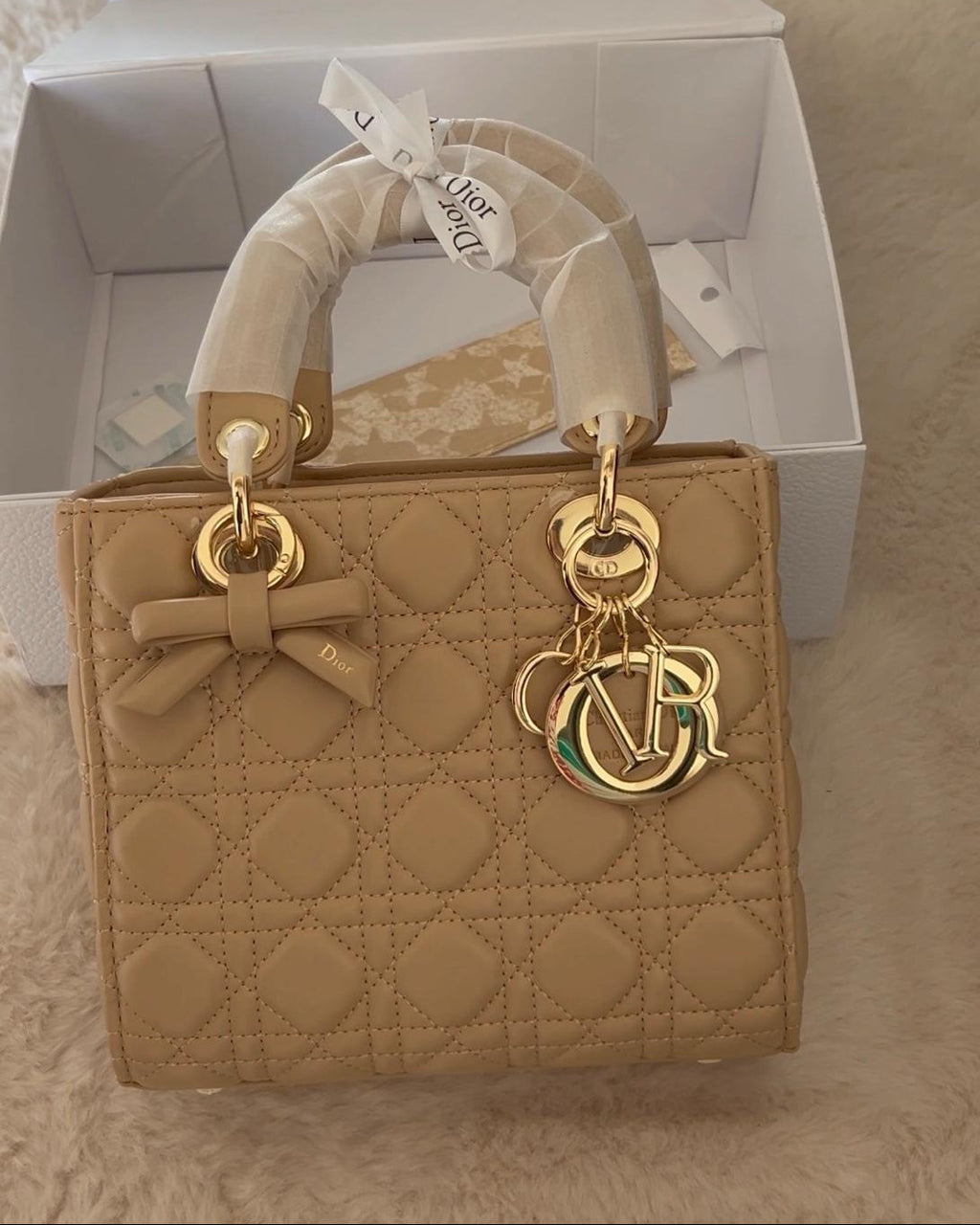 Sac à main cuir matelassé beige — Taille M