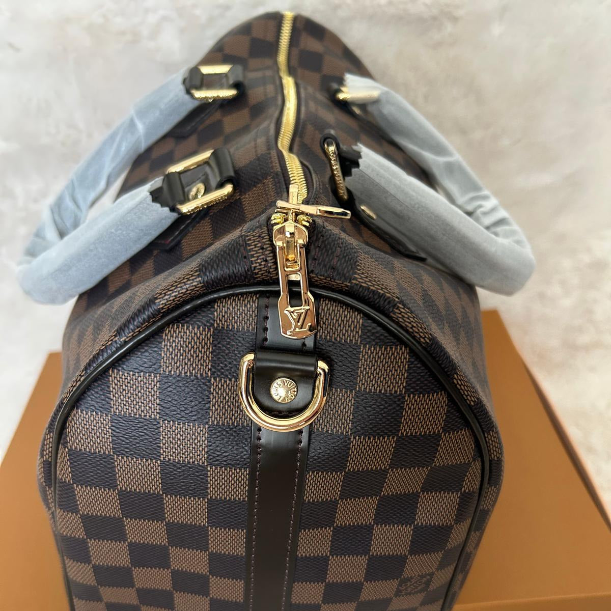 Sac à main bandoulière monogramme beige et marron — Taille L