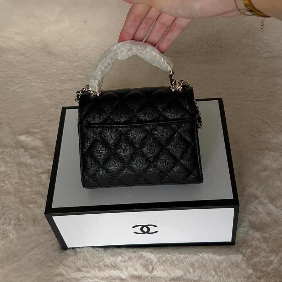 Sac à main noir matelassé chaîne dorée — Taille S