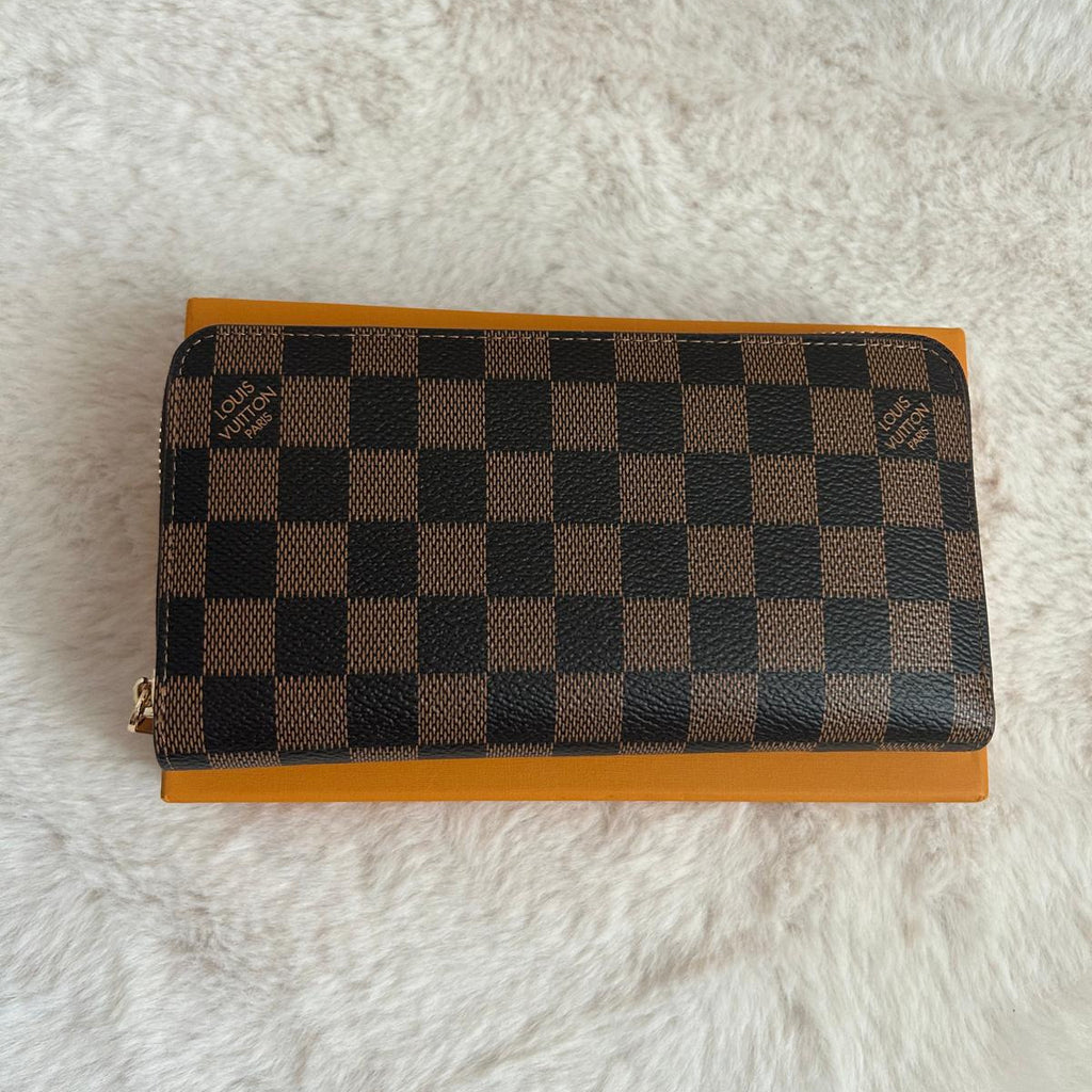 Pochette zippée motif carreaux beige et marron