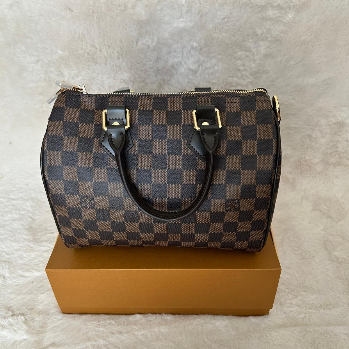 Sac à main bandoulière monogramme beige et marron — Taille M