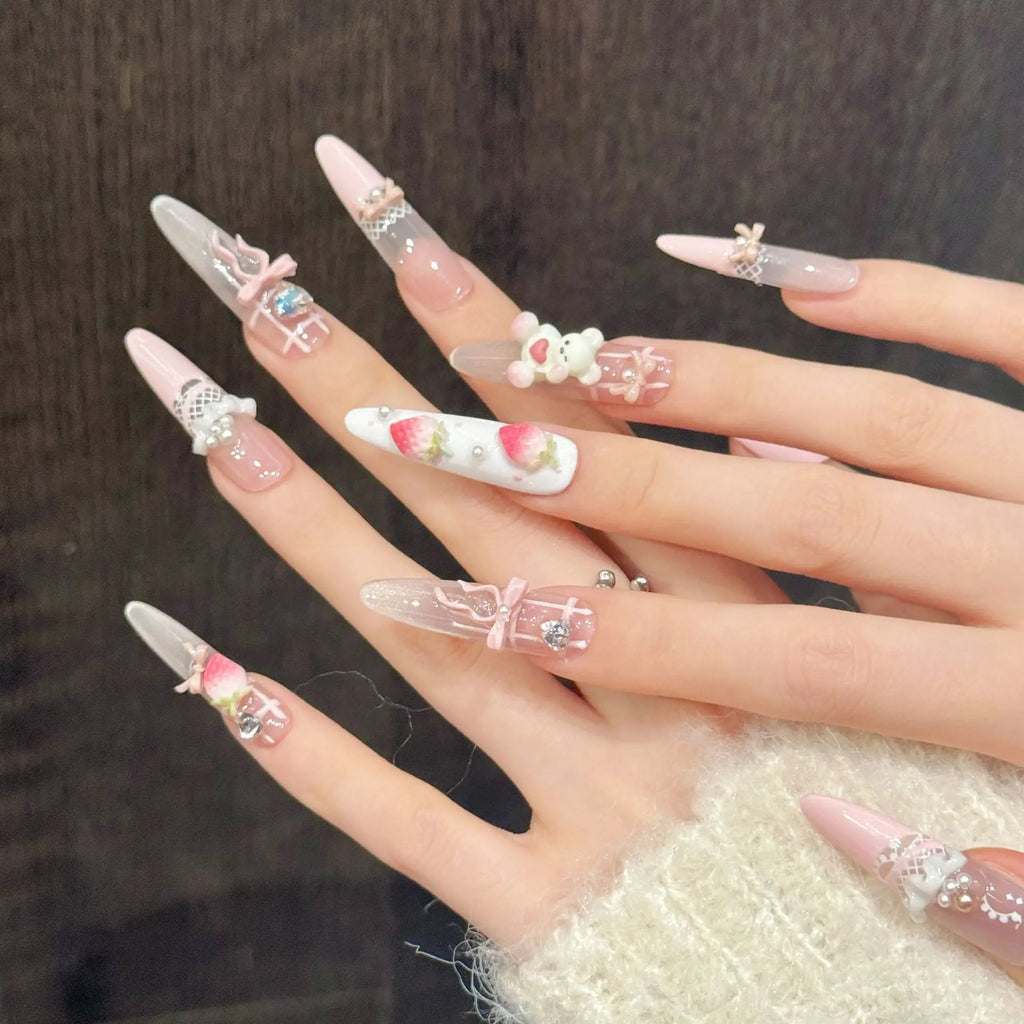 Faux ongles à pression Stiletto Long Rose Poudré Ourson Cartoon Kawaii Rêveur - Faits main (Lot de 10)