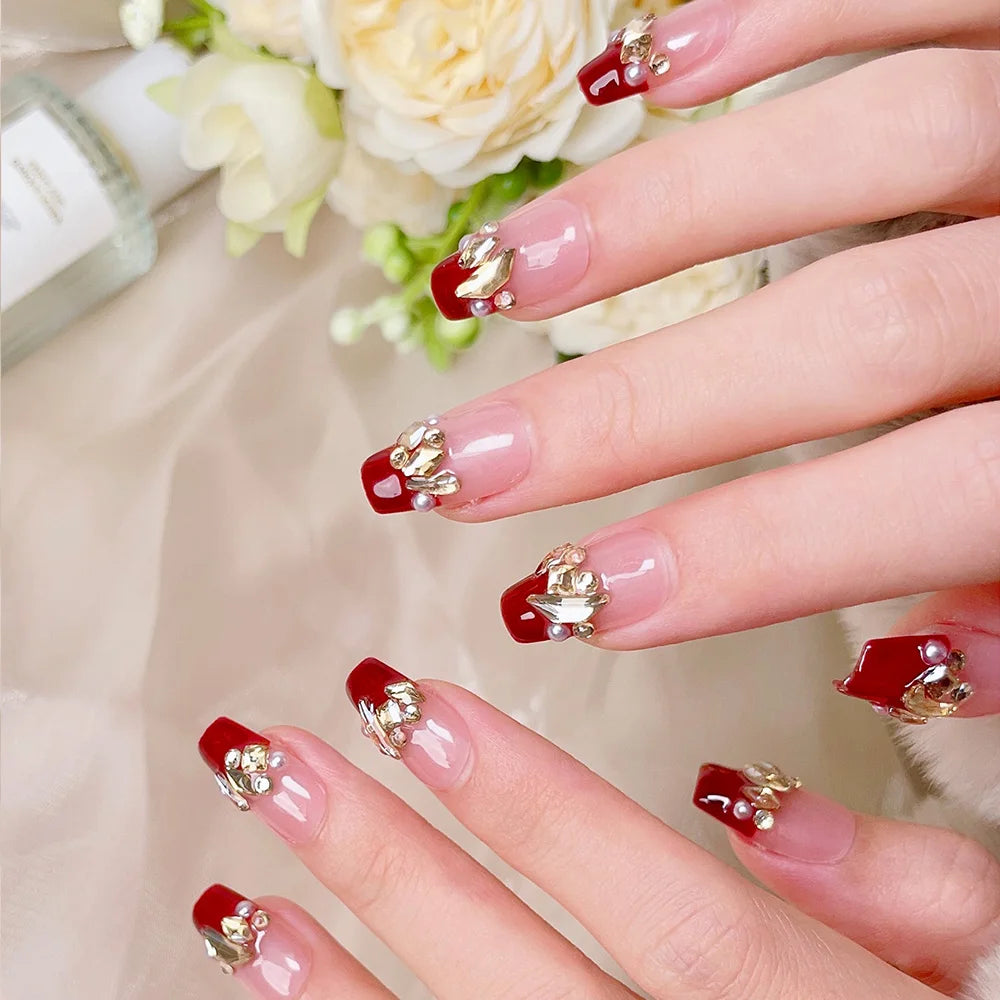 Faux ongles à pression Trapèze Court Rouge Bordeaux Strass Bague - Faits main (Lot de 10)
