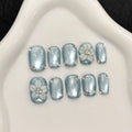 Faux ongles à pression Carré Moyen Bleu Glacé Translucide Papillon Sculpté Œil de Chat - Faits main (Lot de 10)