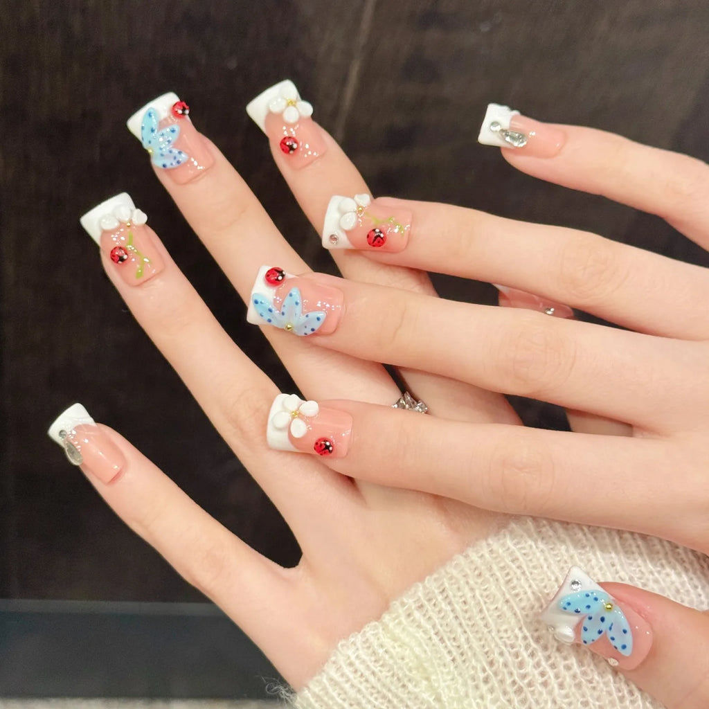 Faux ongles à pression Duck Moyen Coccinelle Fleurs Vent Doux Printanier - Faits main (Lot de 10)