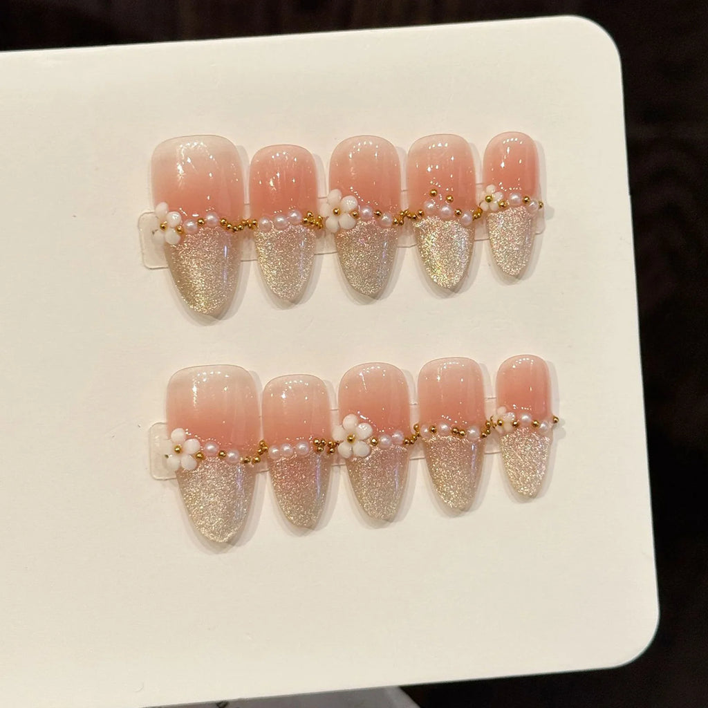 Faux ongles à pression Amande Moyen Rose Doré Fleurs et Perles - Faits main (Lot de 10)
