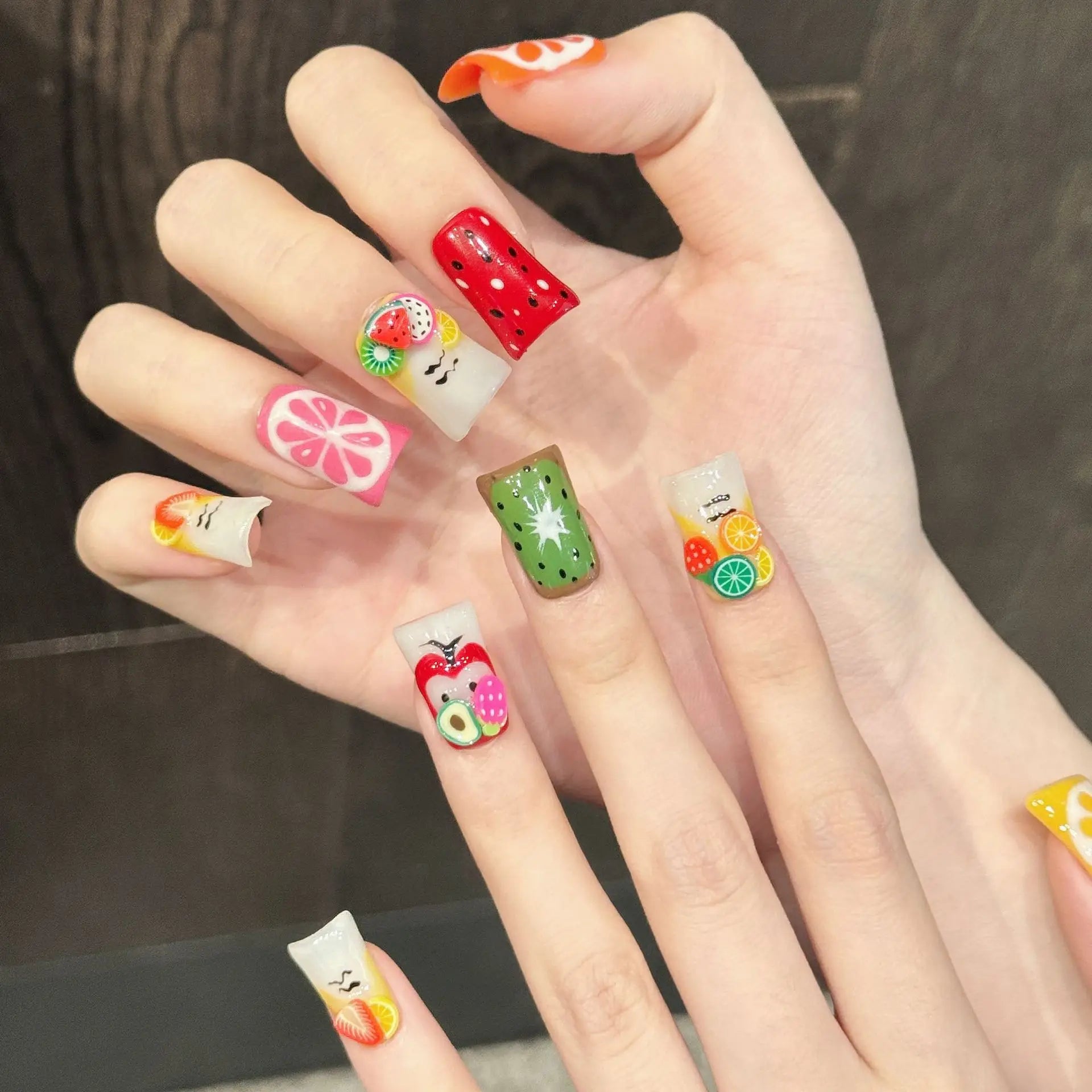 Faux ongles à pression Duck Moyen Fruits Colorés Peints à la Main - Faits main (Lot de 10)