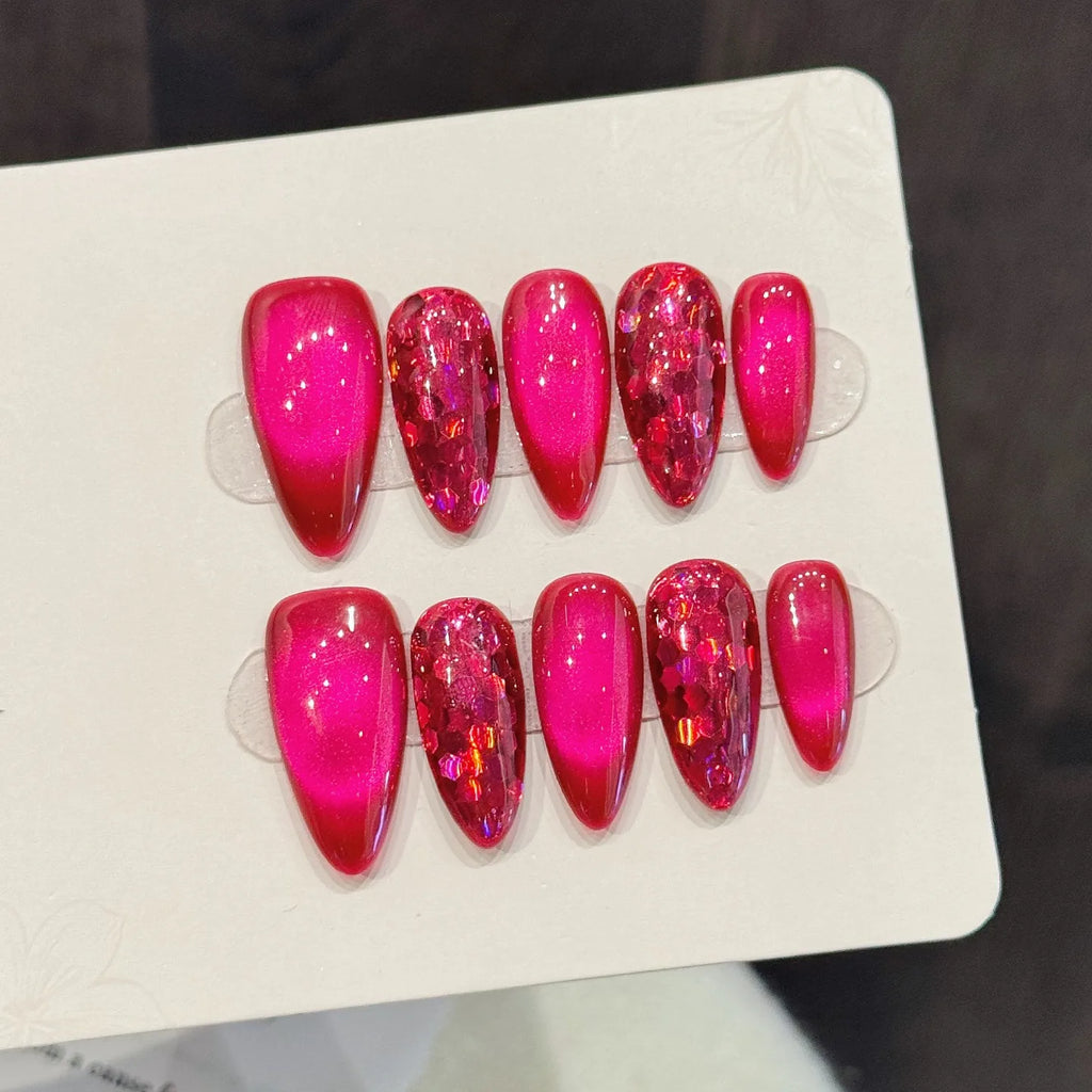 Faux ongles à pression Amande Moyen Rubis Rose Œil de Chat Sobre Élégant - Faits main (Lot de 10)
