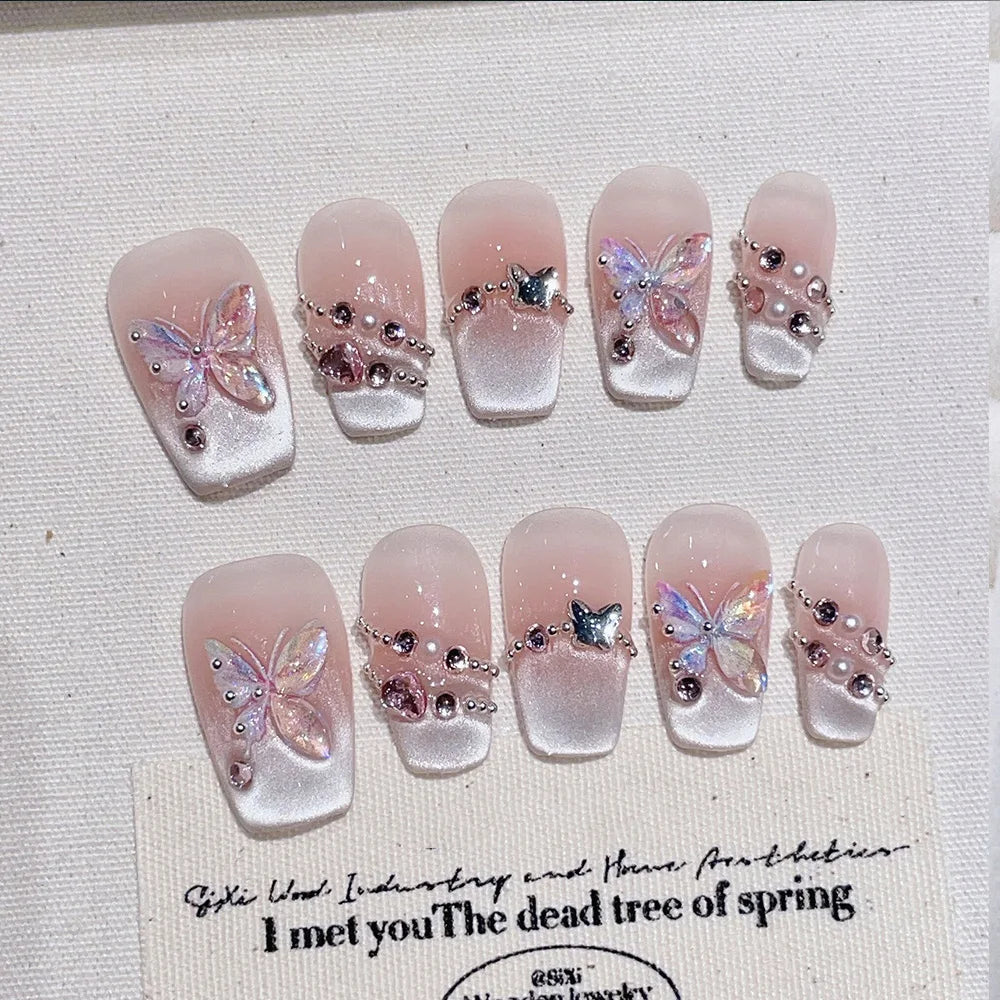 Faux ongles à pression Carré Moyen Nude Blanc Papillon Irisé Strass – Faits main (Lot de 10)