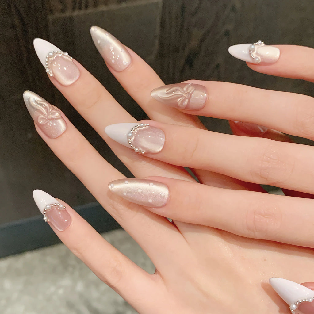 Faux ongles à pression Amande Moyen Rose Rêve Œil de Chat Féerique Romantique - Faits main (Lot de 10)