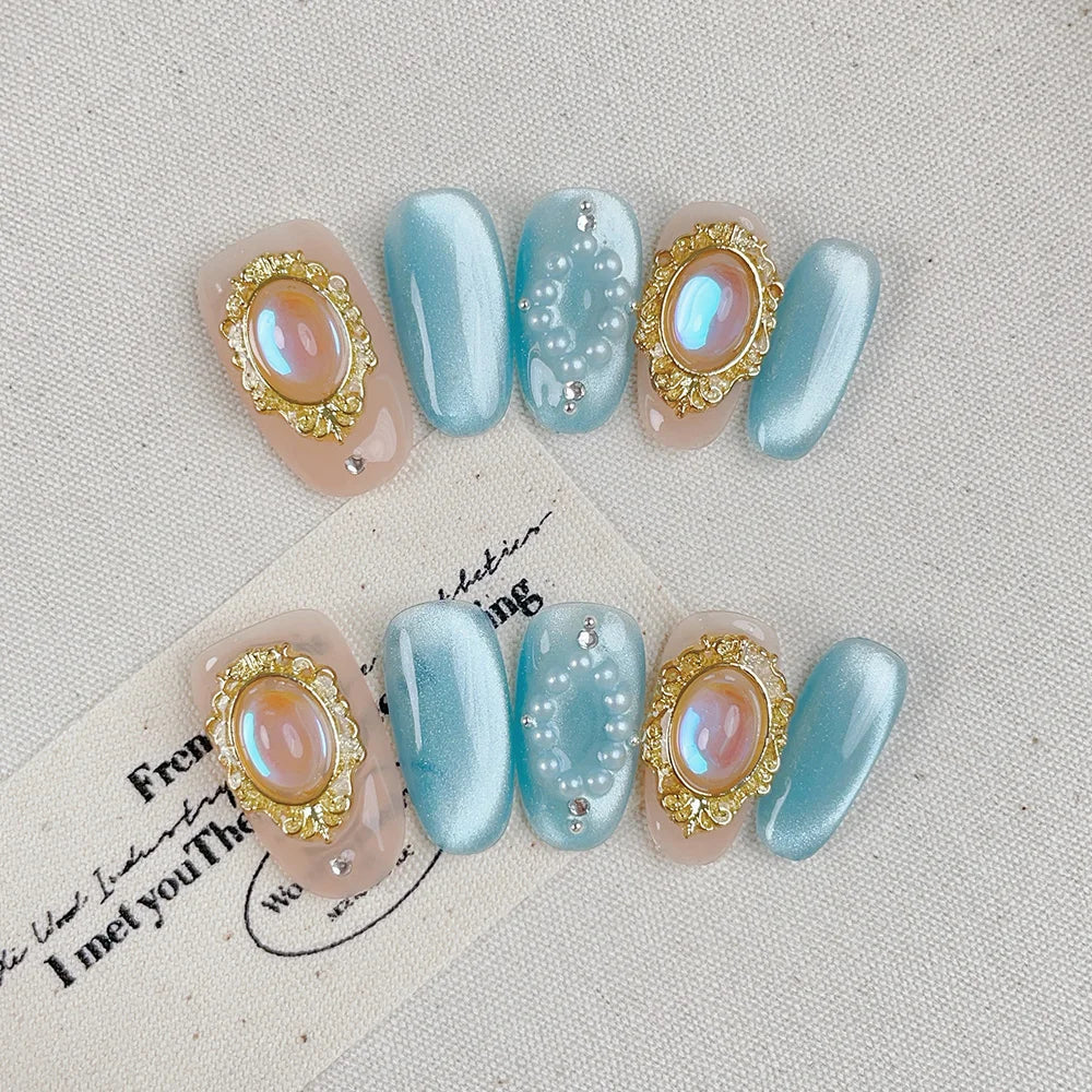 Faux ongles à pression Ovale Court Bleu Cadet Doré Clair de Lune Royal - Faits main (Lot de 10)