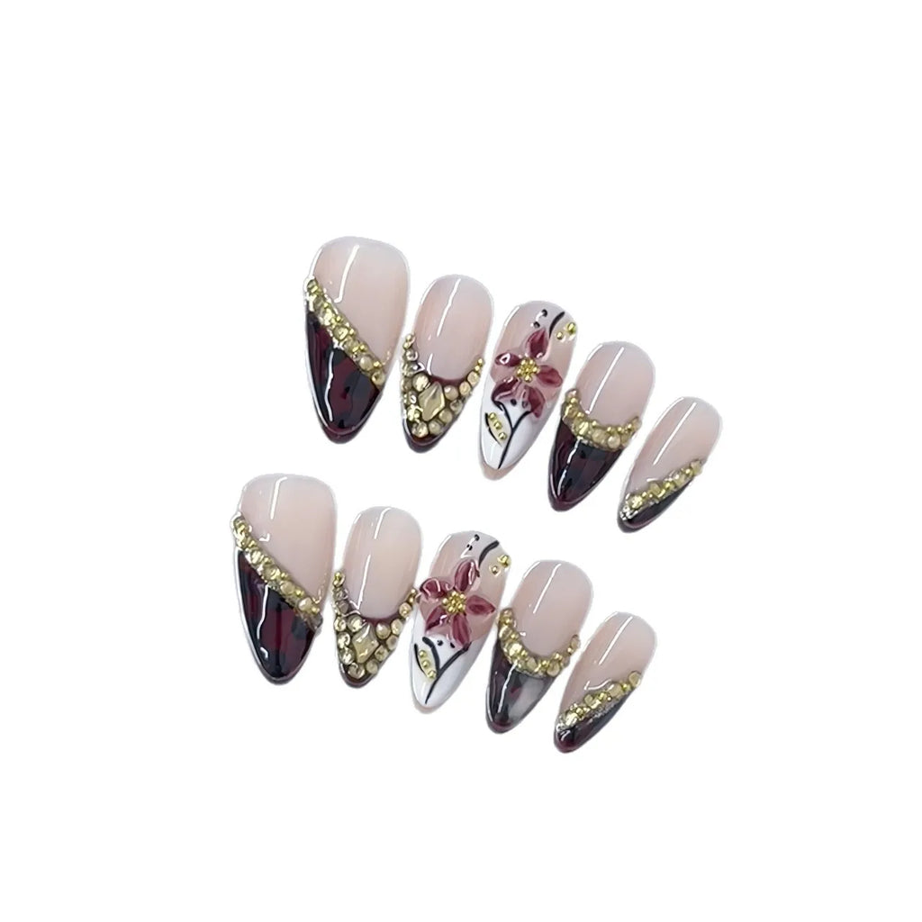 Faux ongles à pression Amande Marron French Dorée Fleurs Sculptées - Faits main (Lot de 10)