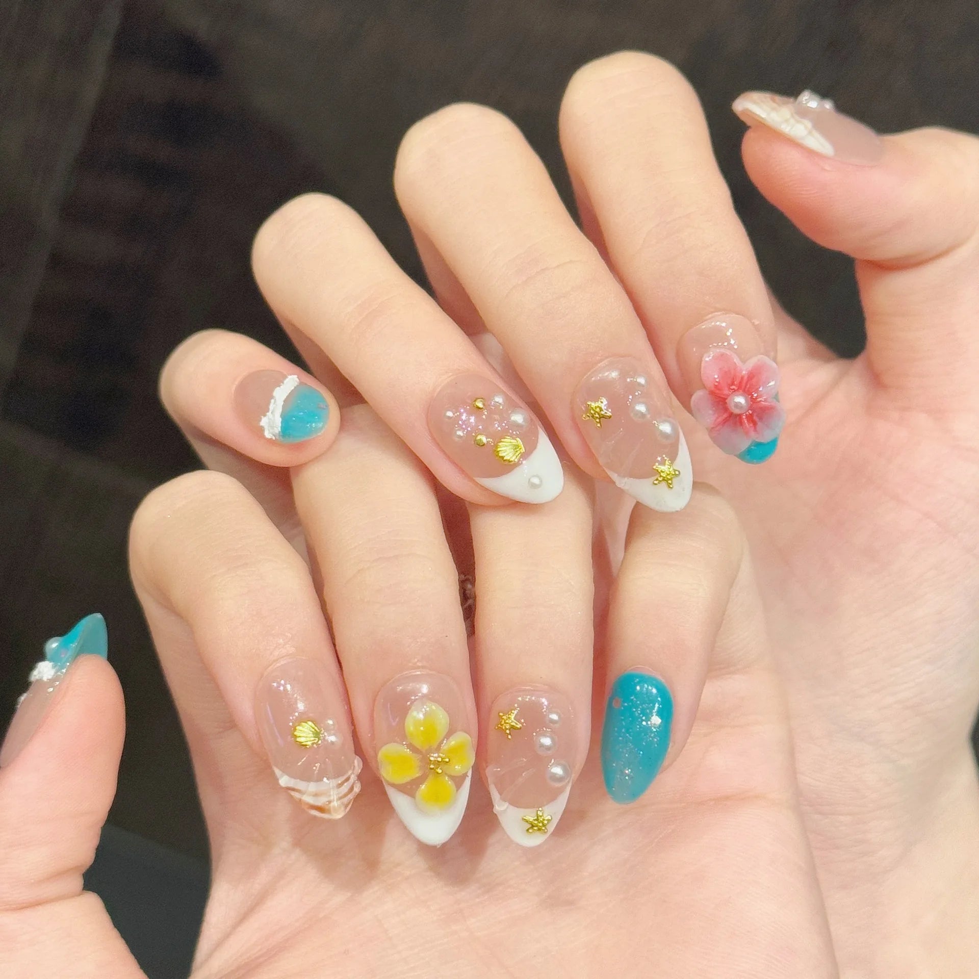 Faux ongles à pression Amande Moyen Vent Océanique Frais Fleurs Coquillages - Faits main (Lot de 10)