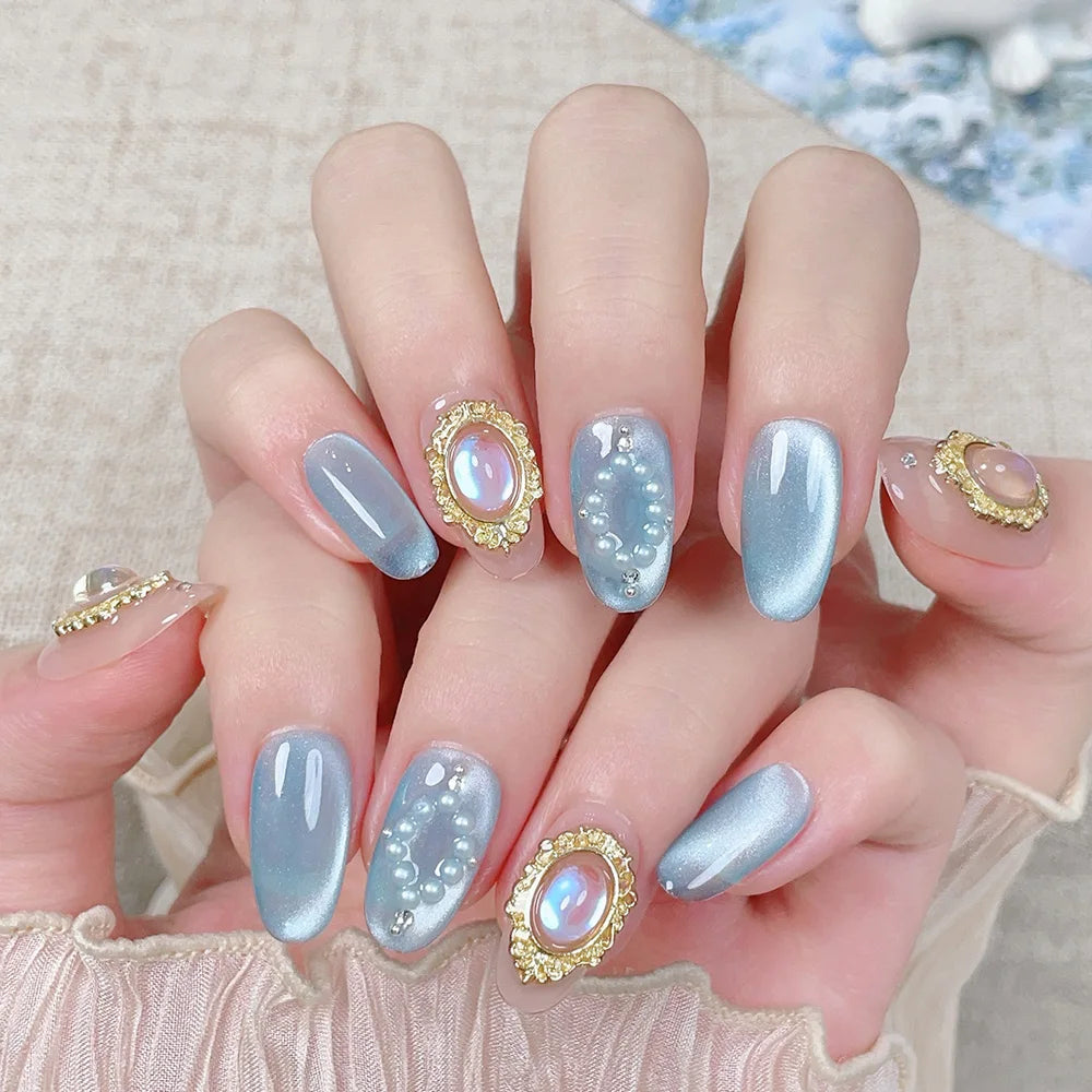 Faux ongles à pression Ovale Court Bleu Cadet Doré Clair de Lune Royal - Faits main (Lot de 10)