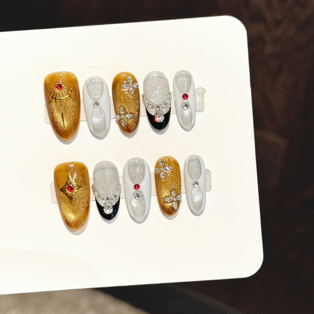 Faux ongles à pression Amande Moyen Rouge Bijou Luxe Accessible Haut de Gamme - Faits main (Lot de 10)