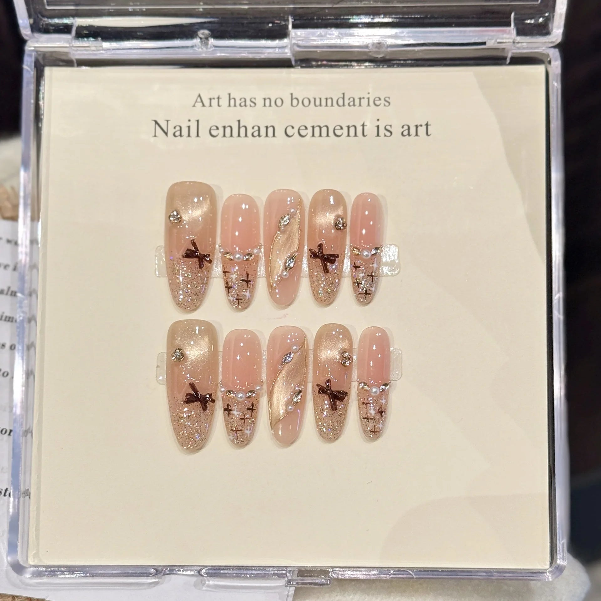 Faux ongles à pression Ovale Moyen Marron Caramel Nœud Effet Miroir - Faits main (Lot de 10)