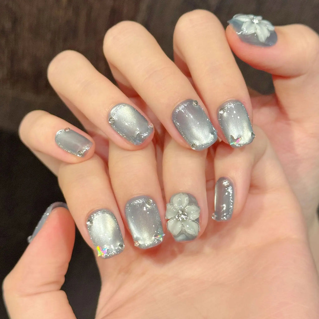 Faux ongles à pression Carré Moyen Bleu Glacé Translucide Papillon Sculpté Œil de Chat - Faits main (Lot de 10)