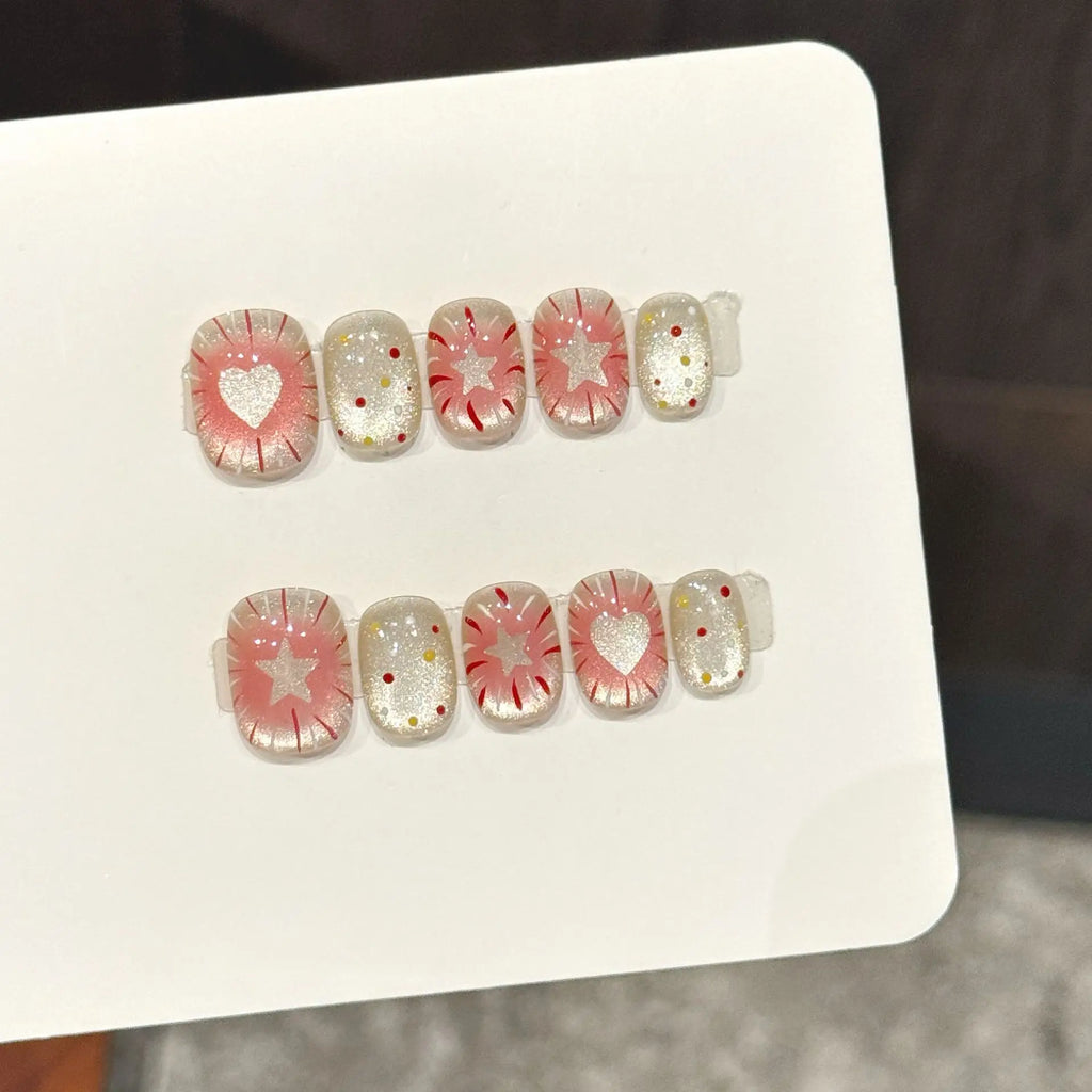 Faux ongles à pression Carré Rose Cœurs et Étoiles - Faits main (Lot de 10)