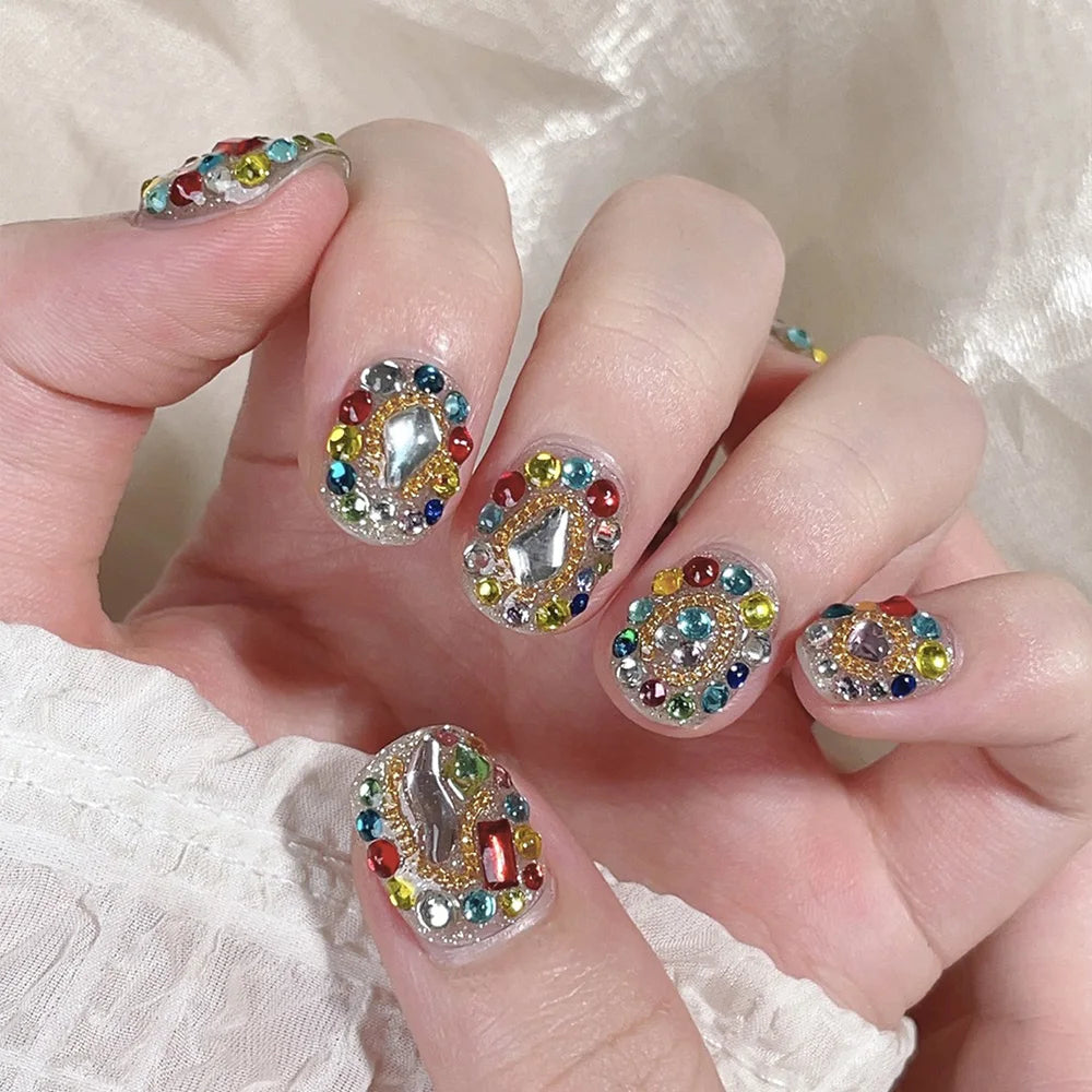 Faux ongles à pression -Carré Arrondie - Strass Multicolores Luxe – Faits main (Lot de 10)
