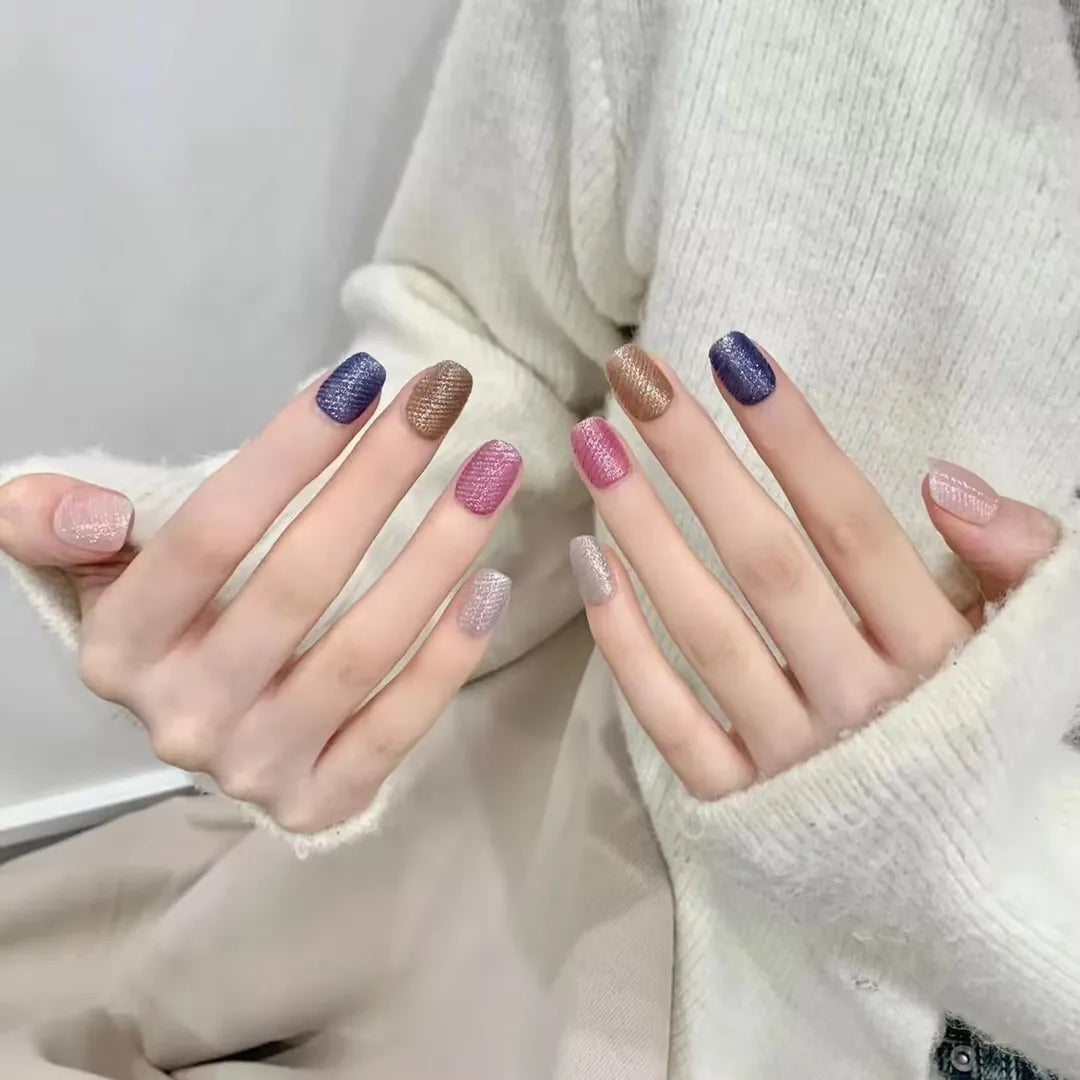 Faux ongles à pression Carré Blanc Effet Velours et Miroir - Faits main (Lot de 10)