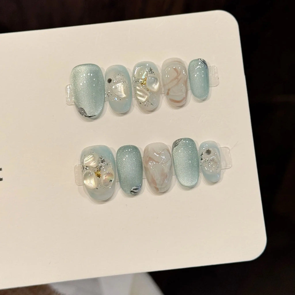 Faux ongles à pression Amande Court Bleu Glace Translucide Coquillage Nacré - Faits main (Lot de 10)