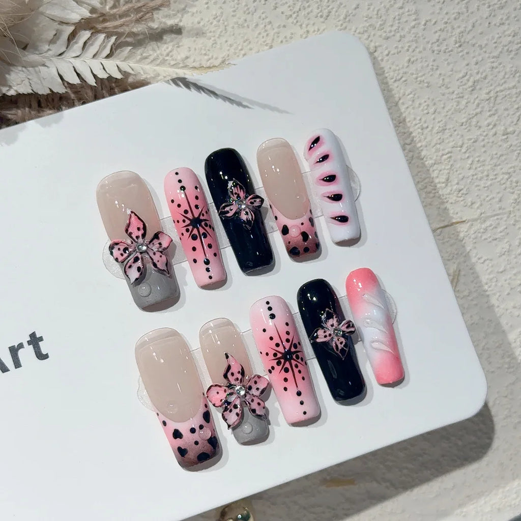 Faux ongles à pression Carré Long Noir et Rose Fleurs Sculptées 3D - Faits main (Lot de 10)