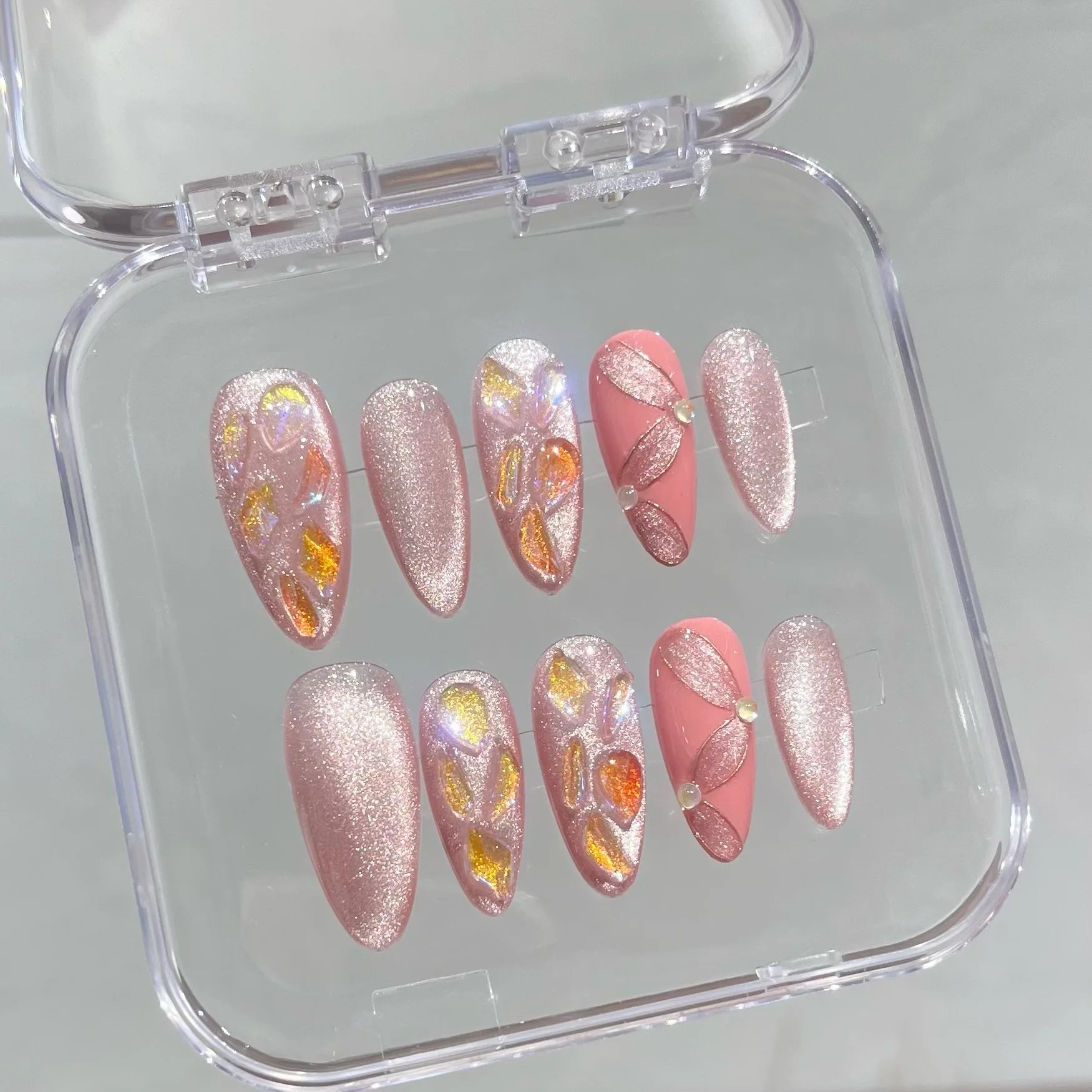 Faux ongles à pression Amande Moyen Rose Effet Miroir Strass - Faits main (Lot de 10)