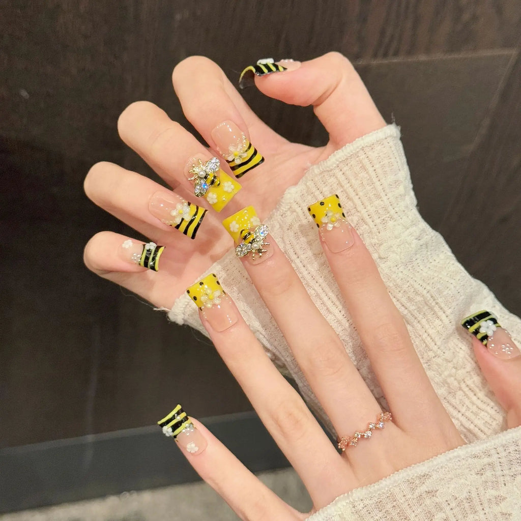 Faux ongles à pression Duck Moyen Rayé Coloré Style Duckbill Tendance - Faits main (Lot de 10)