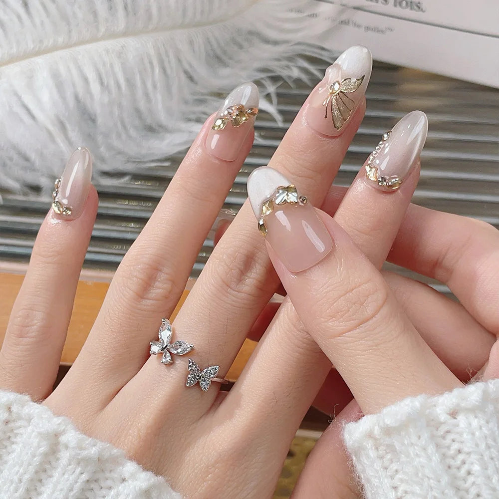 Faux ongles à pression Ovale Moyen Nude Doré Papillon Brillant Noble - Faits main (Lot de 10)