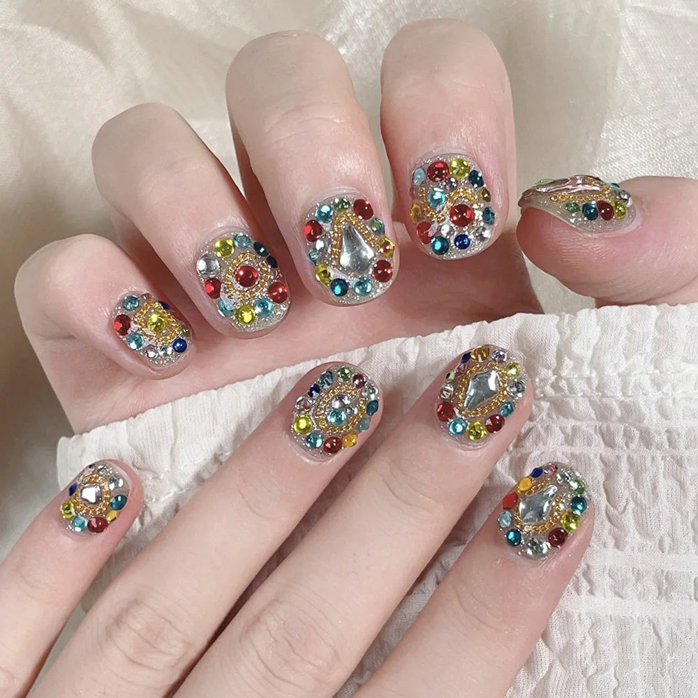 Faux ongles à pression -Carré Arrondie - Strass Multicolores Luxe – Faits main (Lot de 10)