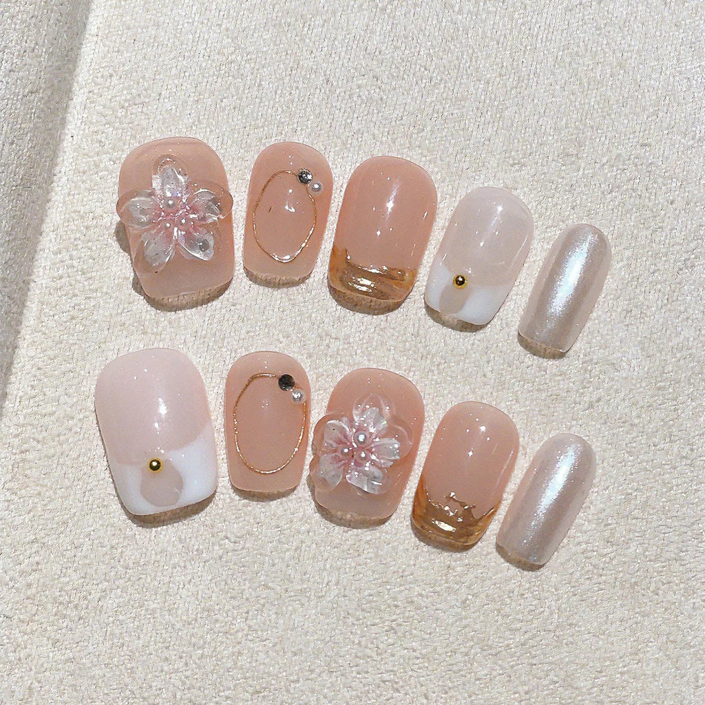 Faux ongles à pression Carré Arrondi Court Nude Rosé Fleur Transparente Dorée – Faits main (Lot de 10)