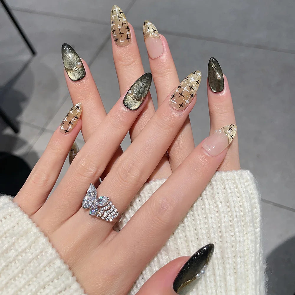 Faux ongles à pression Amande Long Doré Dégradé Ourlet Glamour - Faits main (Lot de 10)