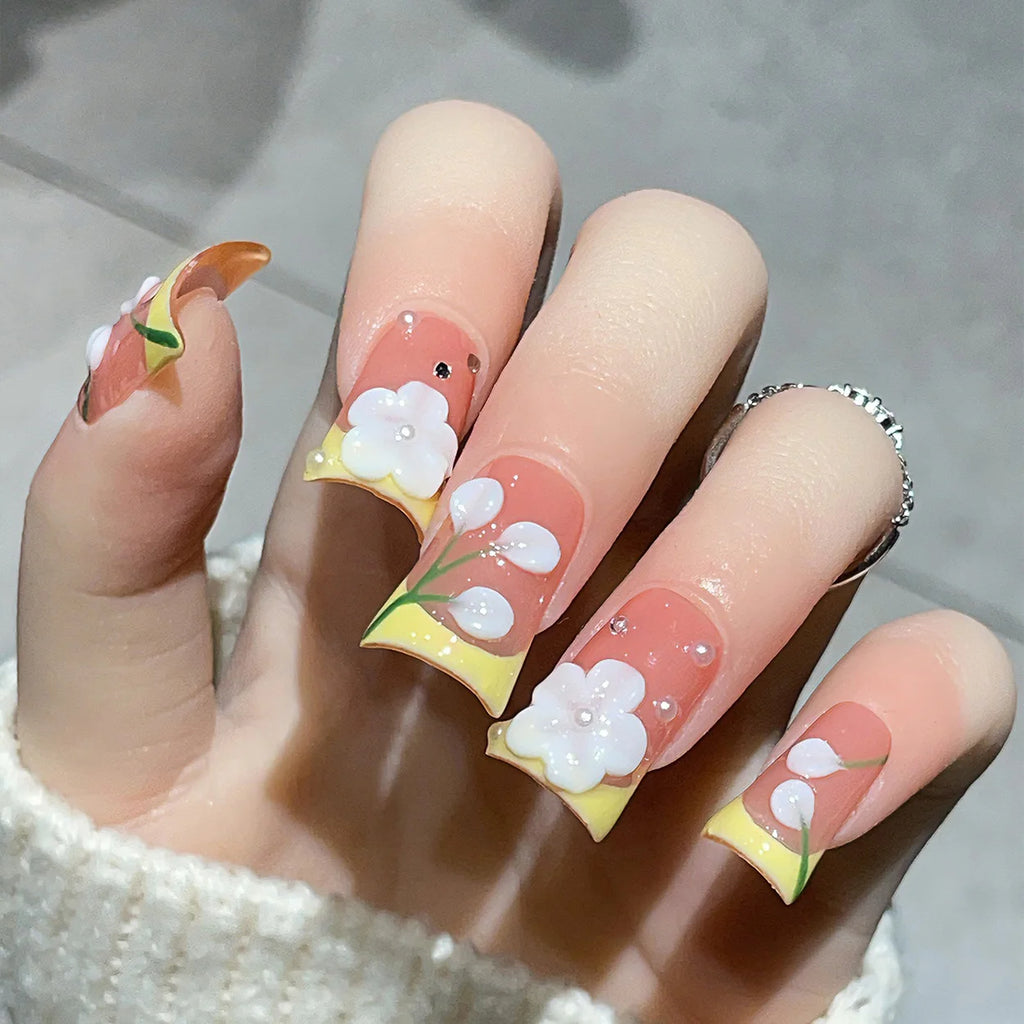 Faux ongles à pression Pêche French Jaune Fleur Blanche 3D - Duck Nails– Faits main (Lot de 10)