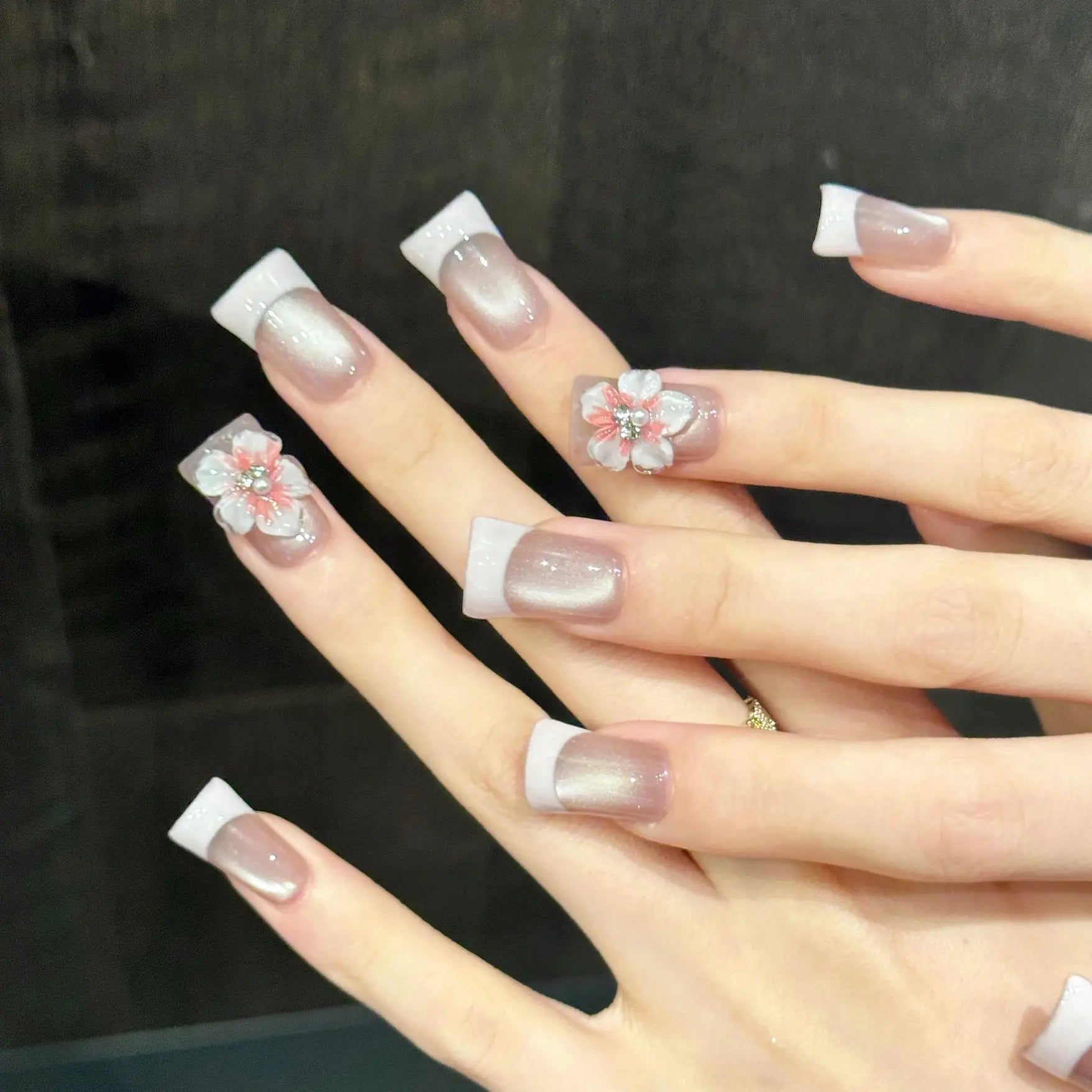 Faux ongles à pression Duck Beige Rosé French Effet Miroir Sculptés - Faits main (Lot de 10)