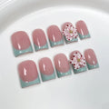 Faux ongles à pression Carré Moyen Fleurs Sculptées 3D French - Faits main (Lot de 10)