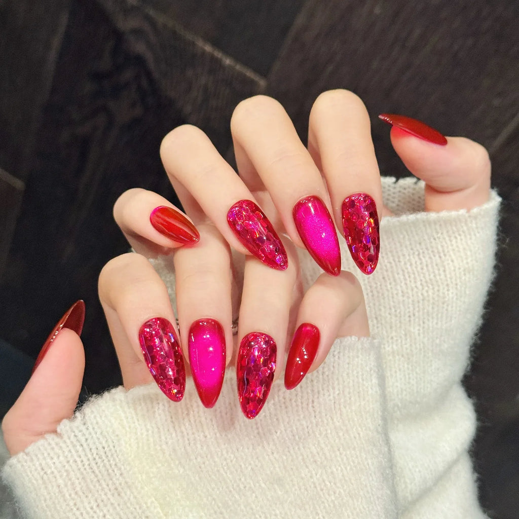Faux ongles à pression Amande Moyen Rubis Rose Œil de Chat Sobre Élégant - Faits main (Lot de 10)