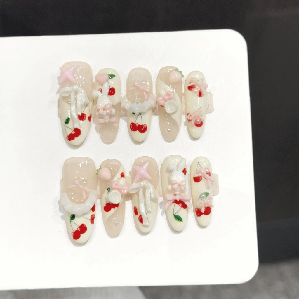 Faux ongles à pression Ovale Moyen Cerise Lapin Cartoon Frais Sucré Kawaii - Faits main (Lot de 10)