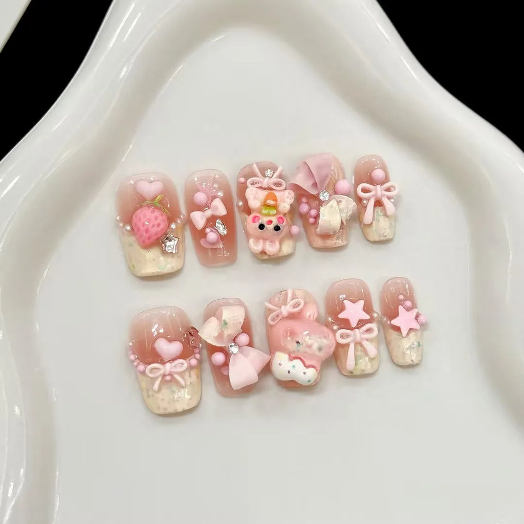Faux ongles à pression Amande Court Rose Clair Dessins Kawaii - Faits main (Lot de 10)
