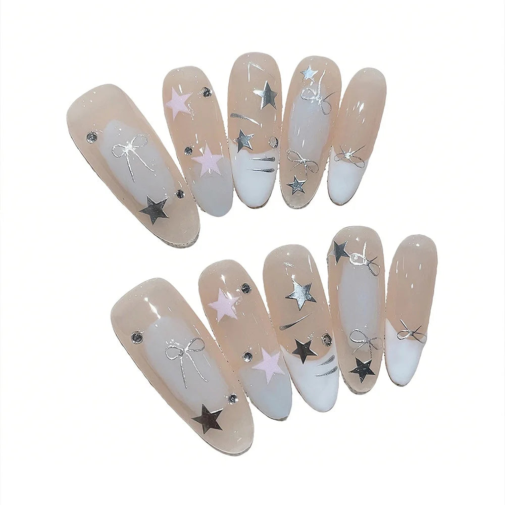 Faux ongles à pression en Amande - Nude Étoiles Argentées Nœud – Faits main (Lot de 10)