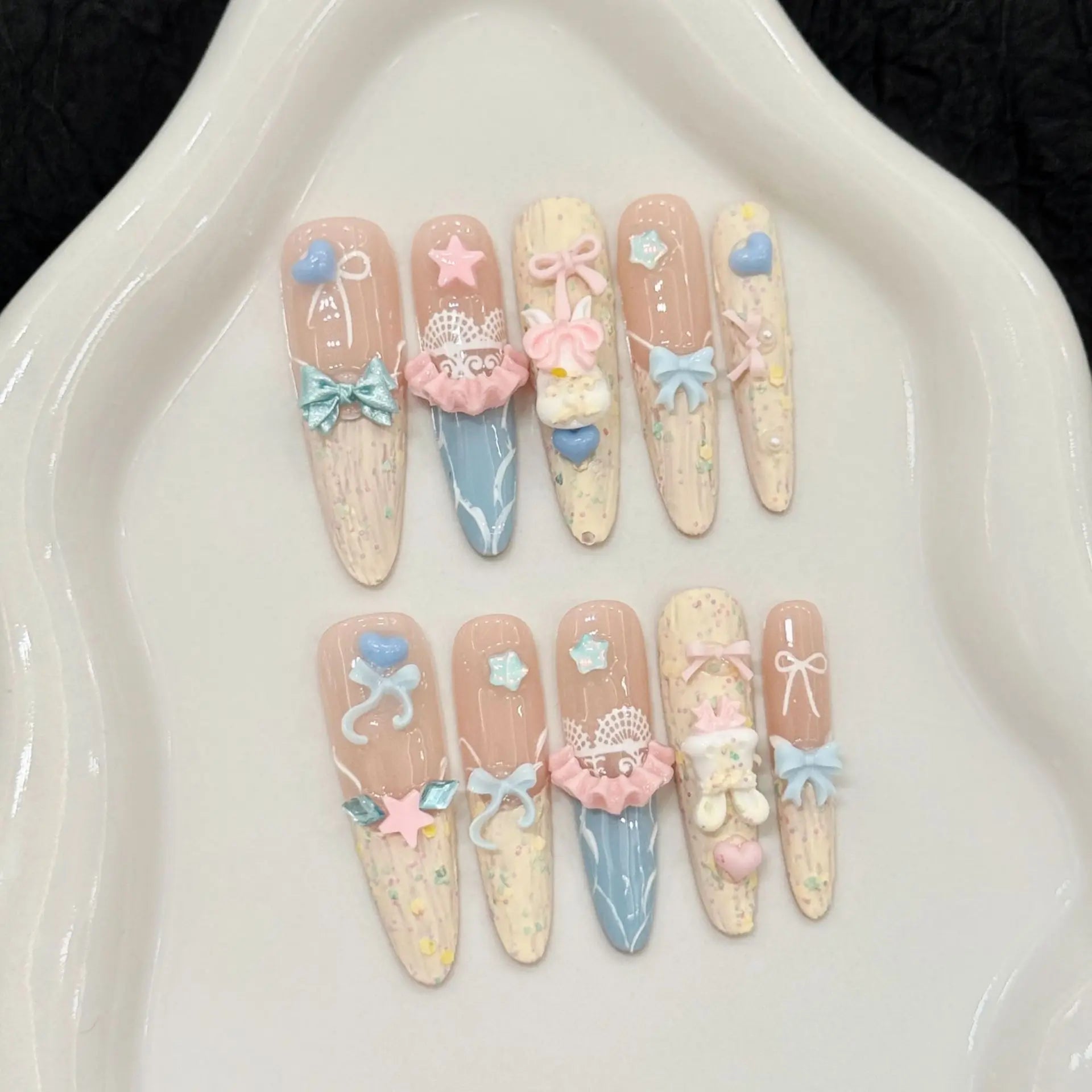 Faux ongles à pression Stiletto Long Ourson Lapin Cartoon Kawaii Pastel - Faits main (Lot de 10)