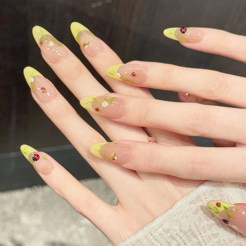 Faux ongles à pression Amande Moyen Dégradé Vert Jaune Coccinelle Abeille Forêt - Faits main (Lot de 10)