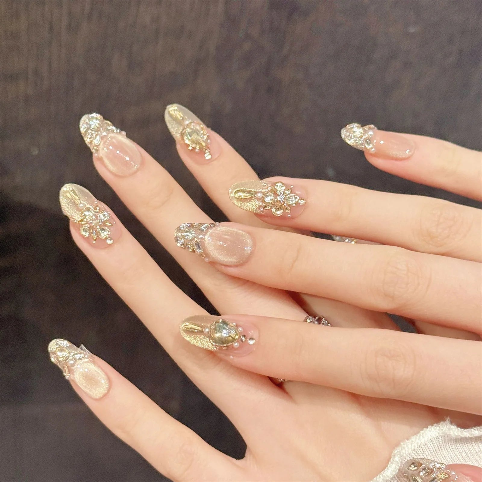 Faux ongles à pression Amande Moyen Rose Doré Strass et Cristaux Lumineux - Faits main (Lot de 10)