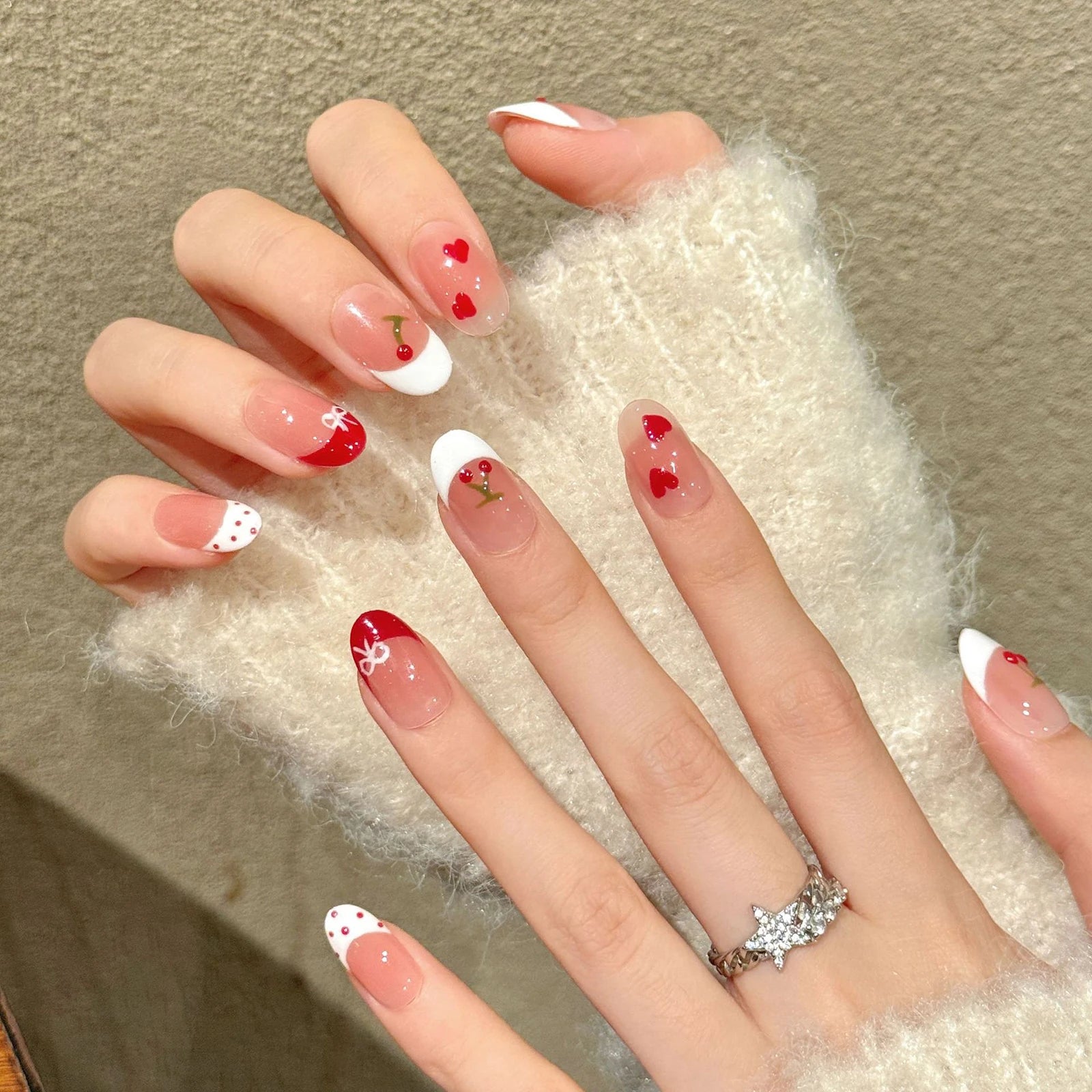 Faux ongles à pression Ovale Court Rose Cerises Fraîches - Faits main (Lot de 10)