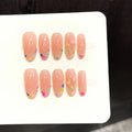 Faux ongles à pression Ovale Beige Rosé Fleurs Peintes et Fleurs Séchées - Faits main (Lot de 10)