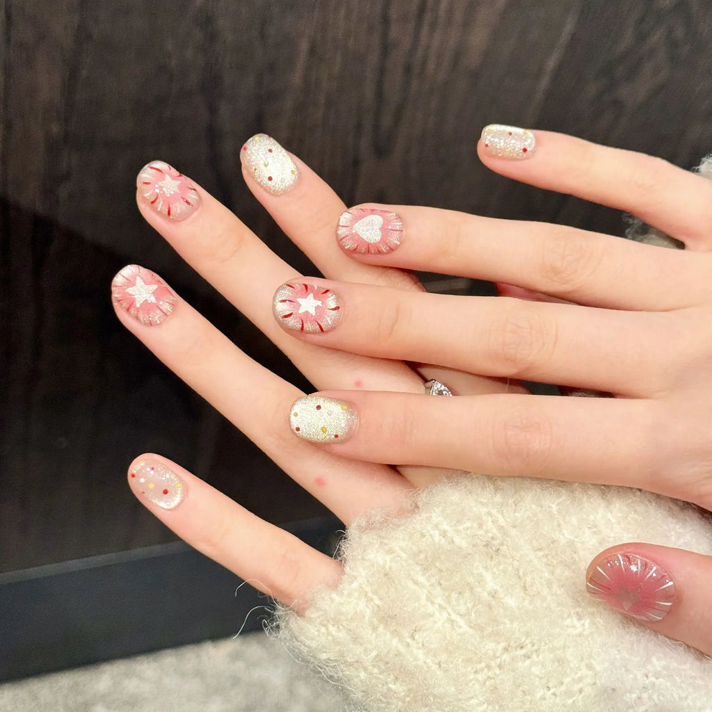 Faux ongles à pression Carré Rose Cœurs et Étoiles - Faits main (Lot de 10)