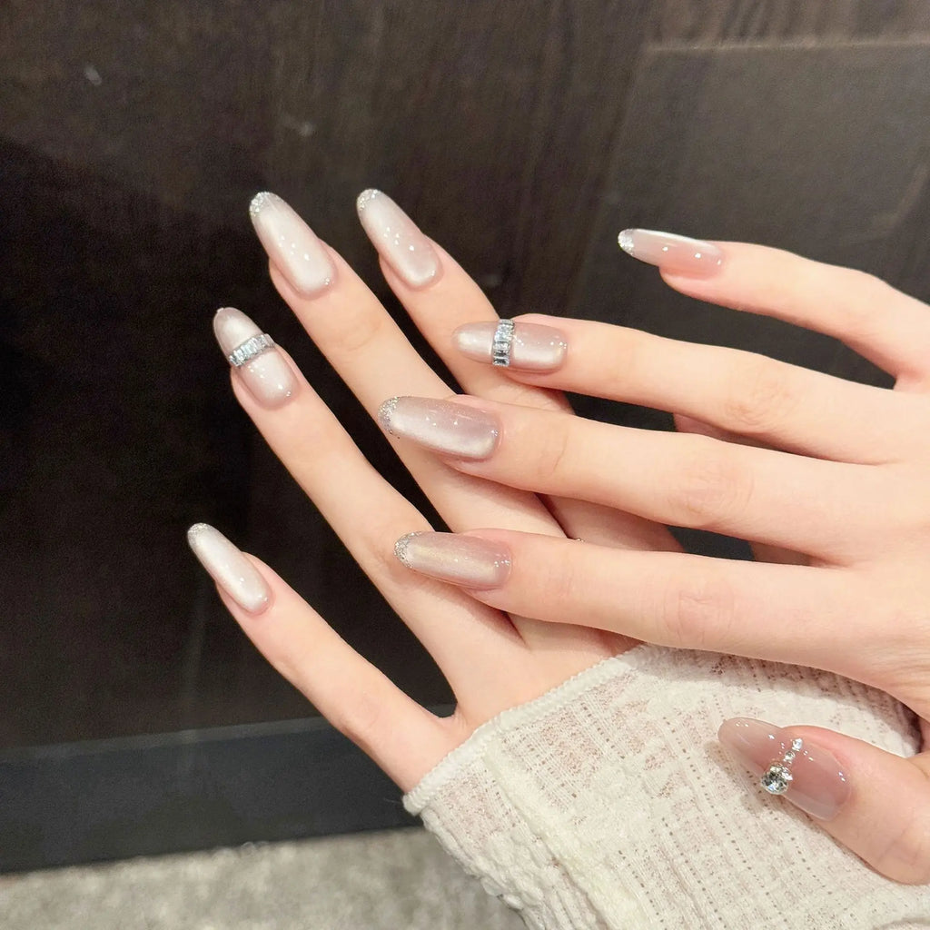 Faux ongles à pression Ovale Moyen Nude Rose Œil de Chat French Brillante - Faits main (Lot de 10)