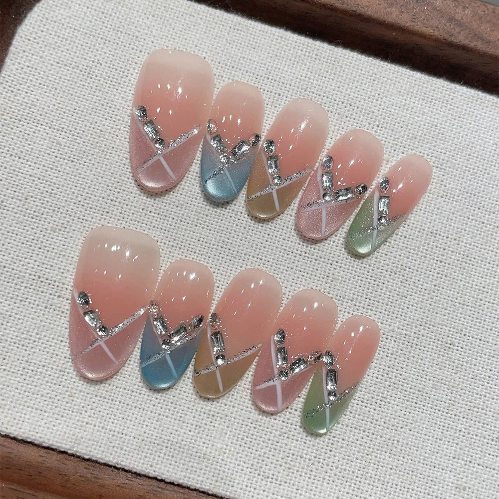 Faux ongles à pression Ovale Moyen Nude Géométrique Multicolore Strass – Faits main (Lot de 10)