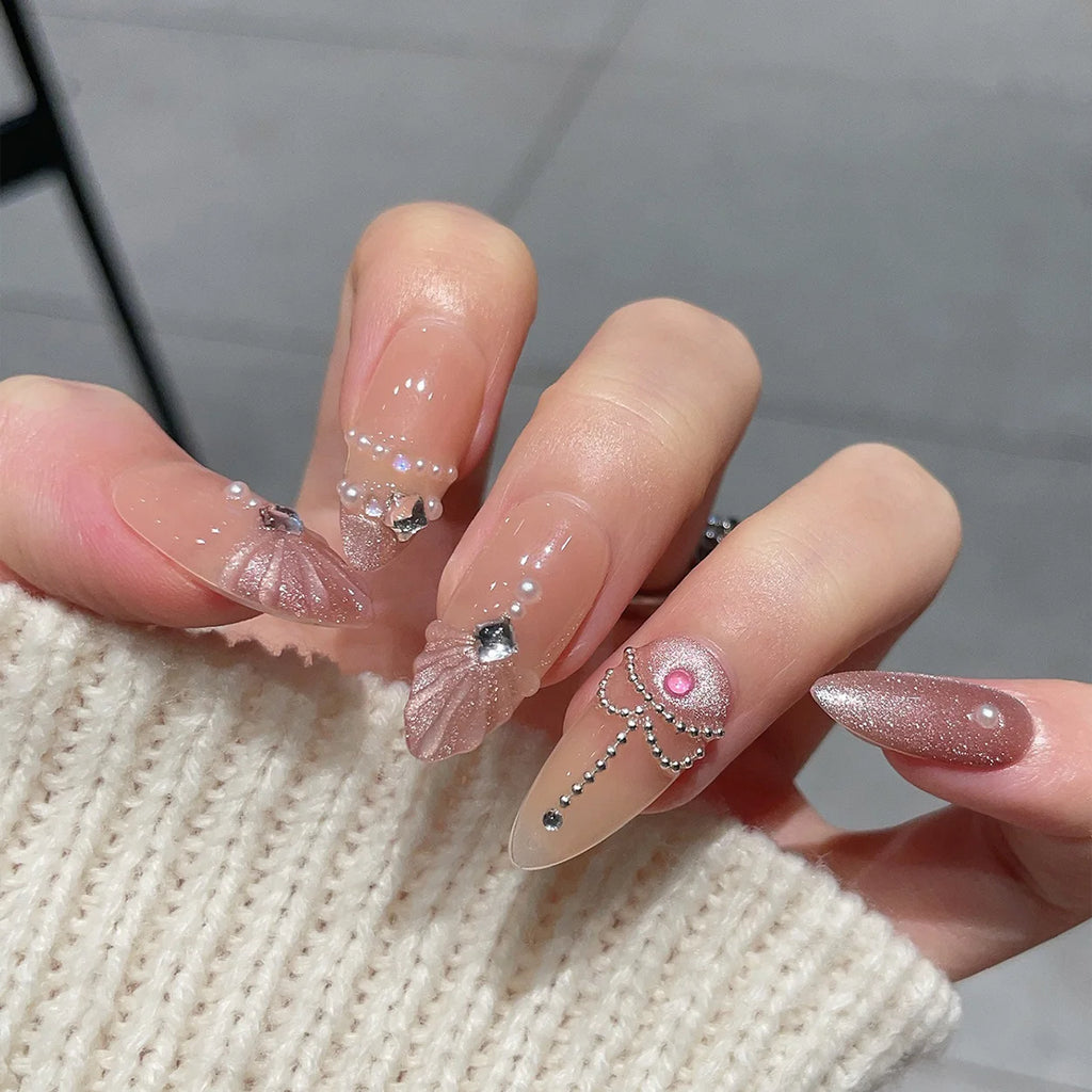 Faux ongles à pression en Amande Nude Rosé Strass – Faits main (Lot de 10)
