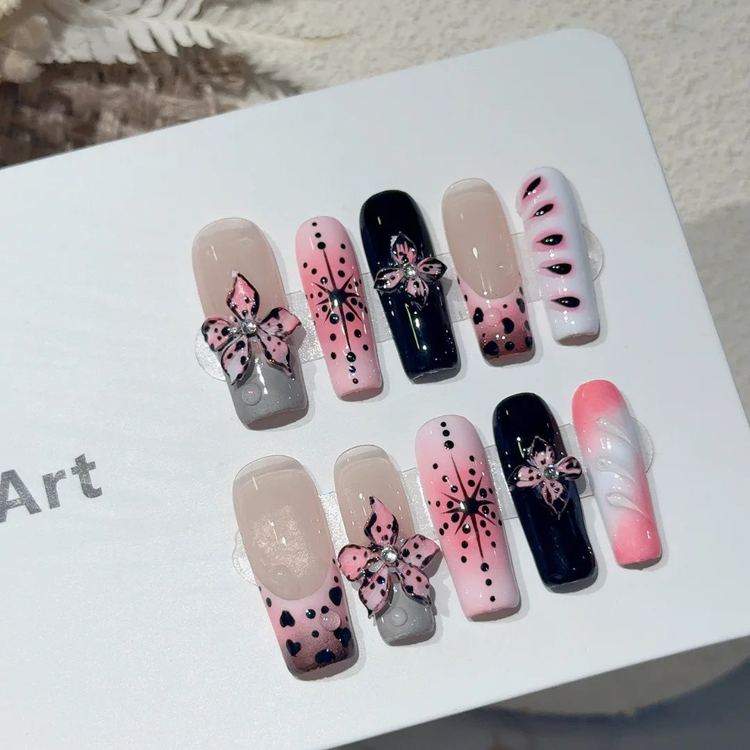 Faux ongles à pression Carré Long Noir et Rose Fleurs Sculptées 3D - Faits main (Lot de 10)