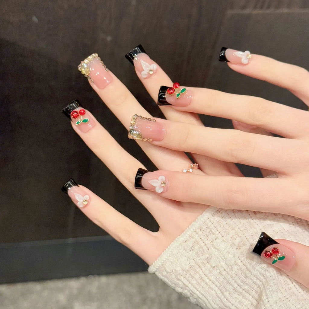 Faux ongles à pression Duck Moyen Noir Rouge Cerises French - Faits main (Lot de 10)